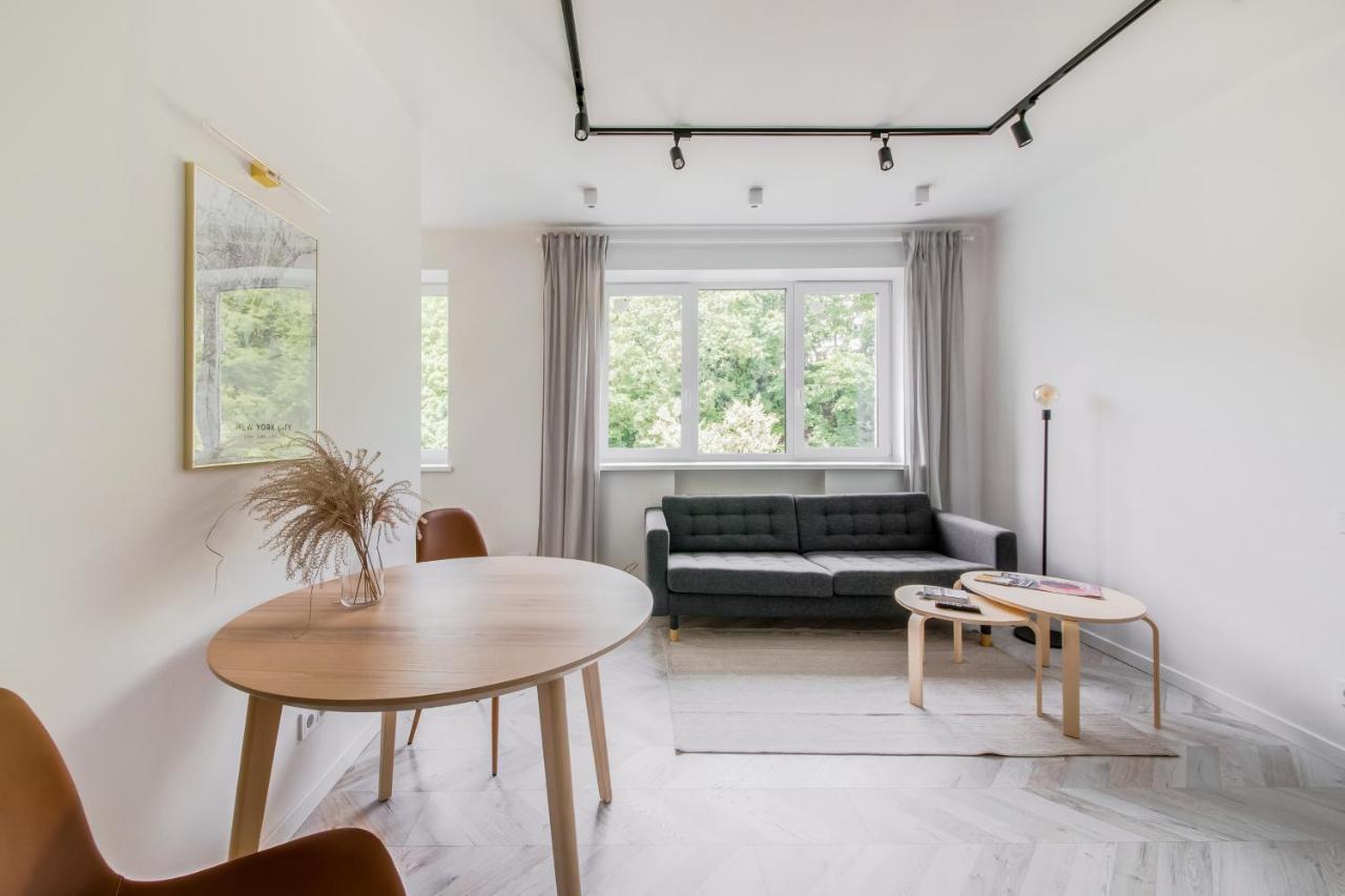 Central Apartment In Architectural Street Kowno Zewnętrze zdjęcie